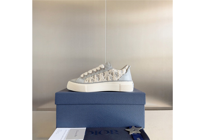 D1OR B33 Sneakers