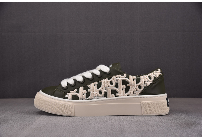 D1OR B33 Sneakers