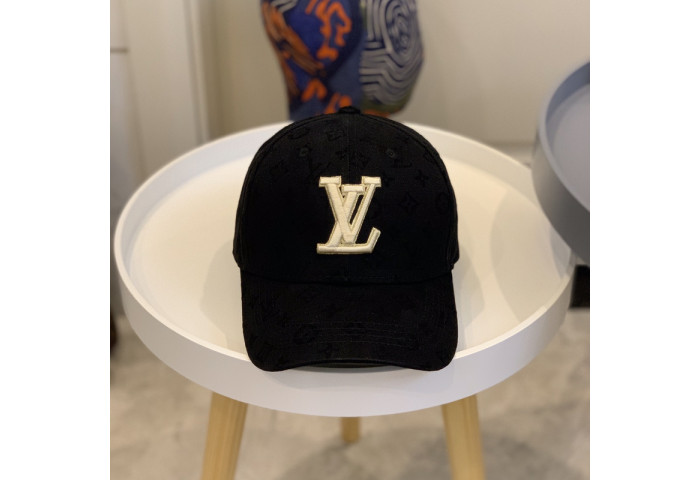 L1VV Hat