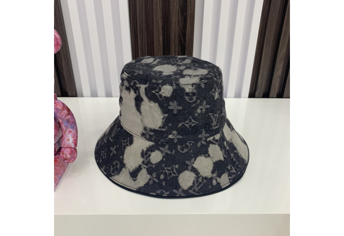 L1VV Hat