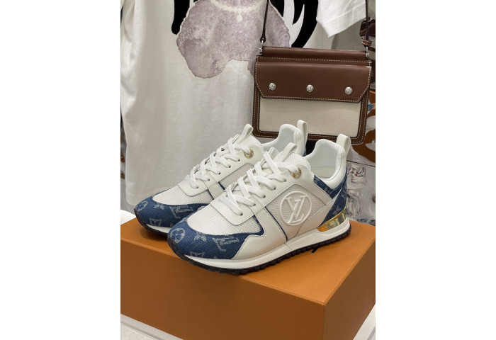 L1VV RUN AWAY SNEAKER