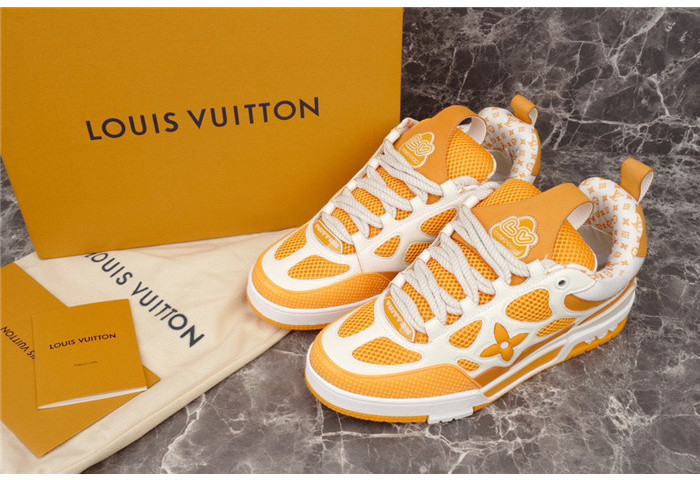 L1VV TRAINER