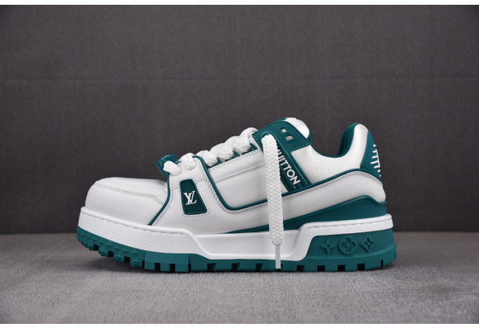L1VV TRAINER