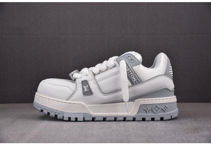 L1VV TRAINER