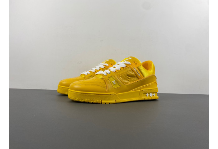 L1VV TRAINER