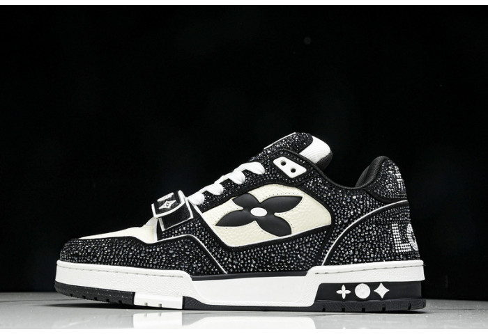 L1VV TRAINER