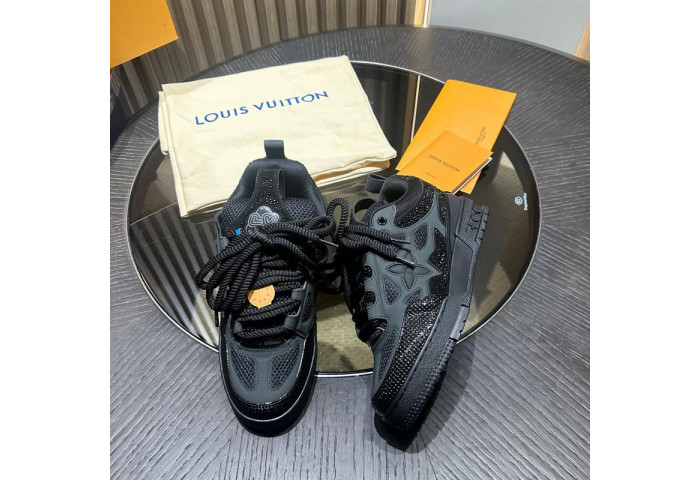 L1VV TRAINER