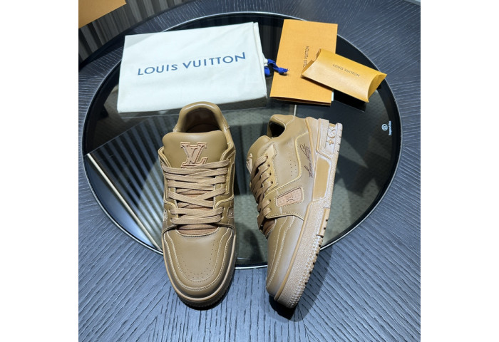 L1VV TRAINER