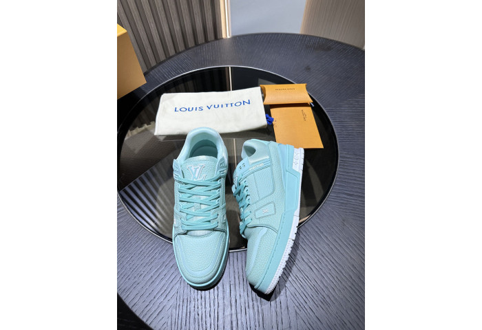 L1VV TRAINER