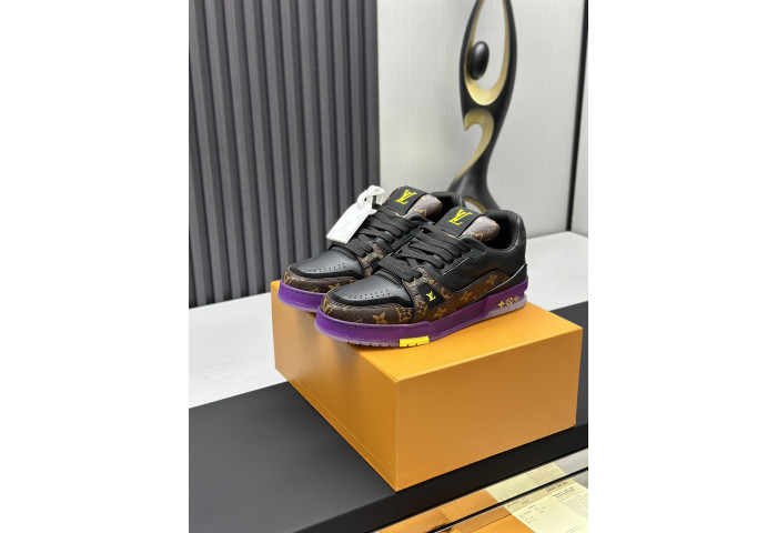 L1VV TRAINER