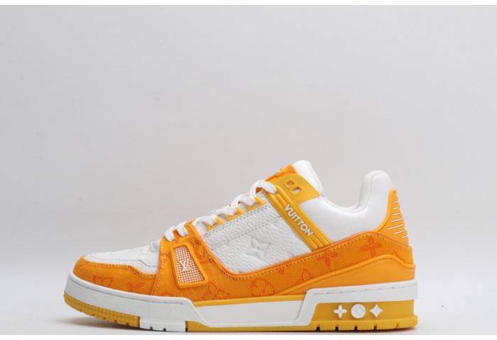 L1VV TRAINER
