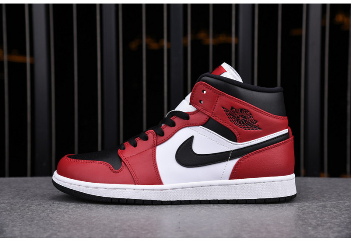 Air Jordan 1 Mid Chicago Toe 554724-069
