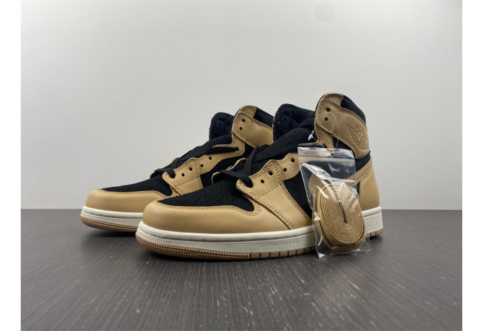 Air Jordan 1 Retro High OG "Heirloom" 555088-202