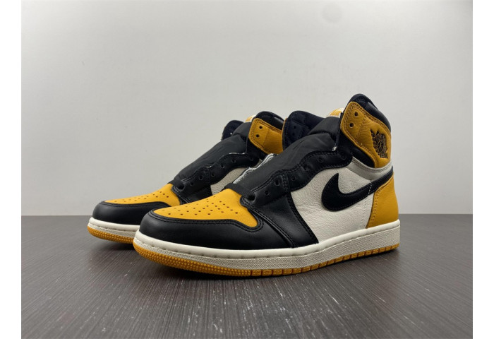 Air Jordan 1 High OG “Yellow Toe”  555088-711