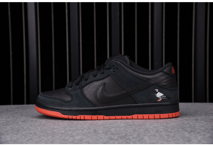 Nike SB Dunk Low Black Pigeon 883232-008