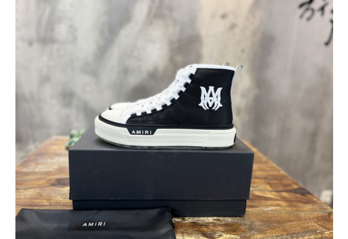 Amiri Sneakers