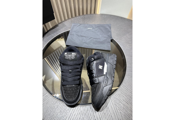 Amiri Sneakers