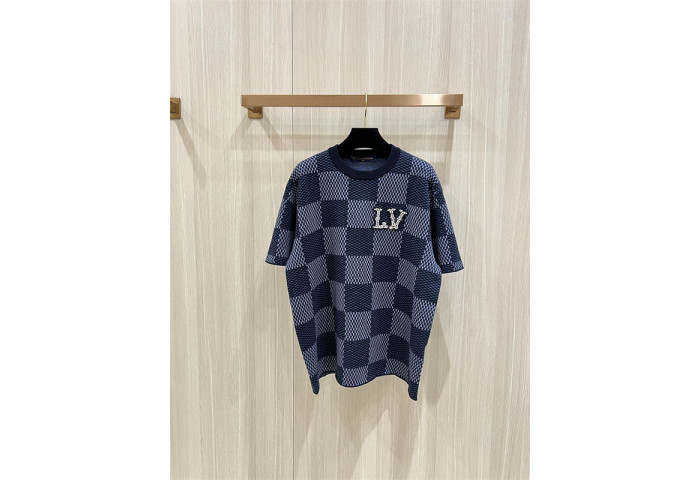 L1vv T-Shirt