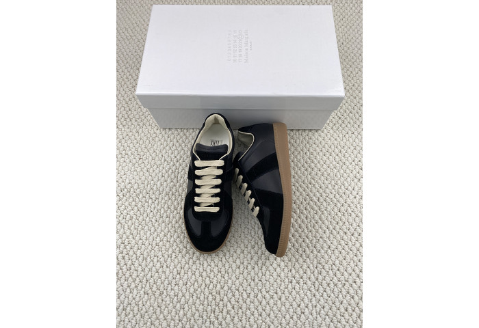 ma*s*n Ma*i*la shoes