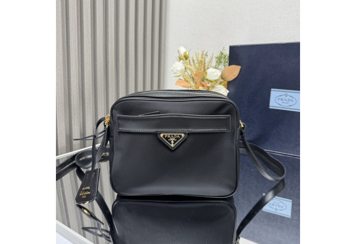 Prad* Bag-21*17*8cm