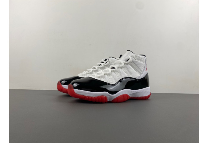AIR JORDAN 11 Reverse CT8012-106