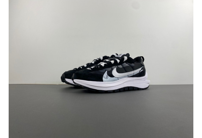 Nike Sacai x VaporWaffle “Tour Yellow ” DD1875-003