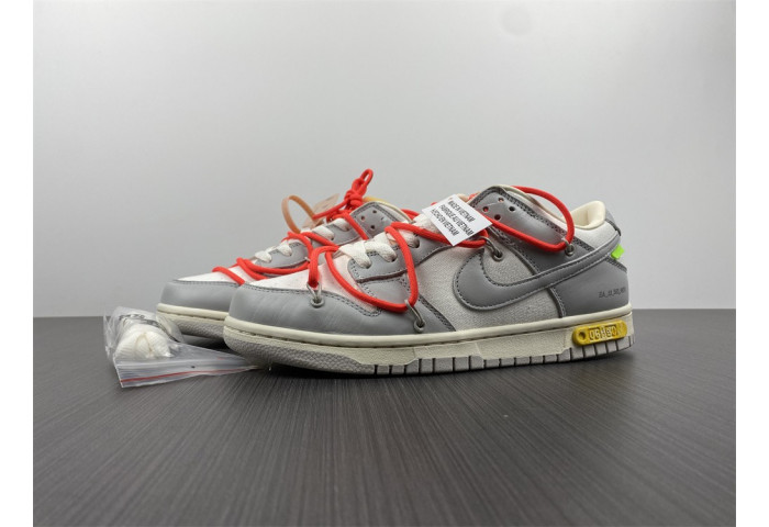 OF X Nike Dunk Low Lot 6 of 50 DM1602-110