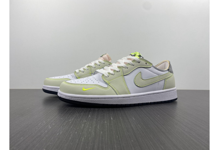 Air Jordan 1 Retro Low White Ghost Green Black DM7837-103