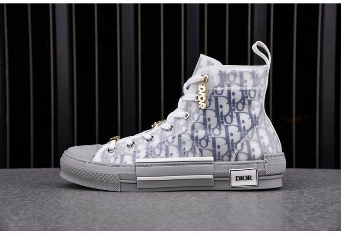 B23 Oblique Sneaker