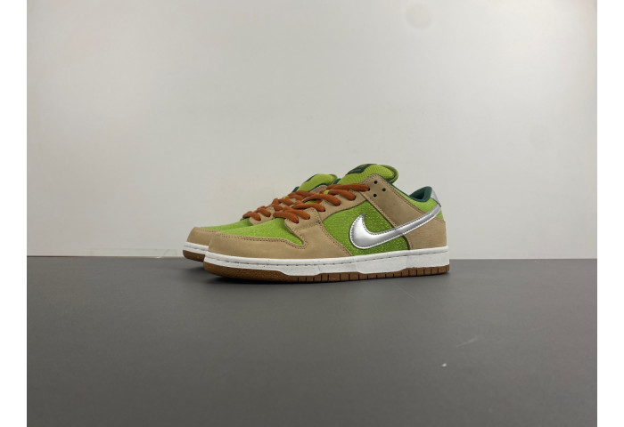 Nike SB Dunk Low Escargot FQ7585-200