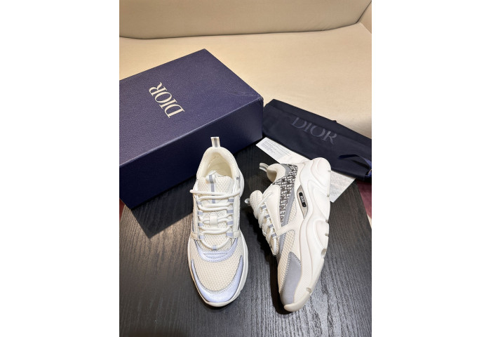 B22 TRAINER SNEAKER