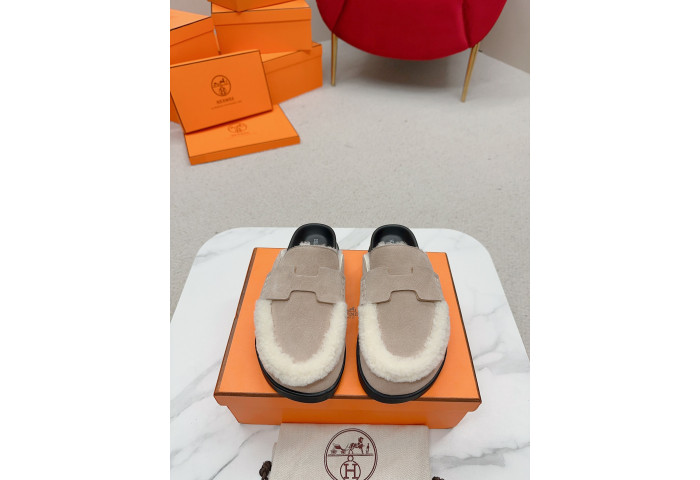 Hermes Sandals