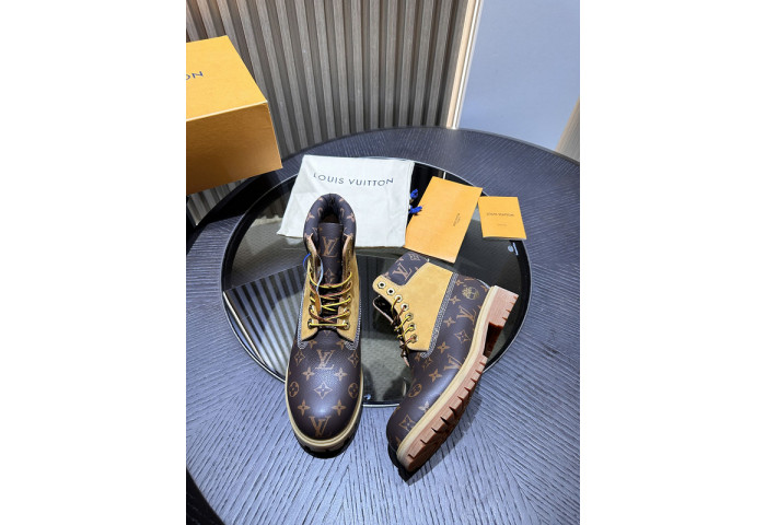L1VV Boots