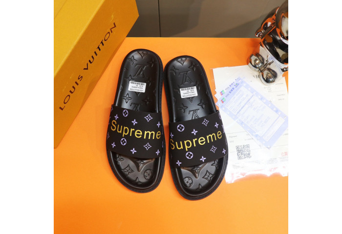 L1VV SANDALS