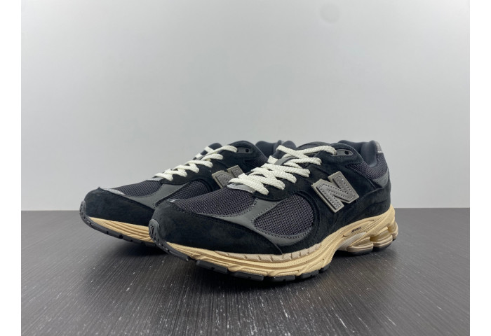New Balance 2002R Black Dark Grey M2002RHO