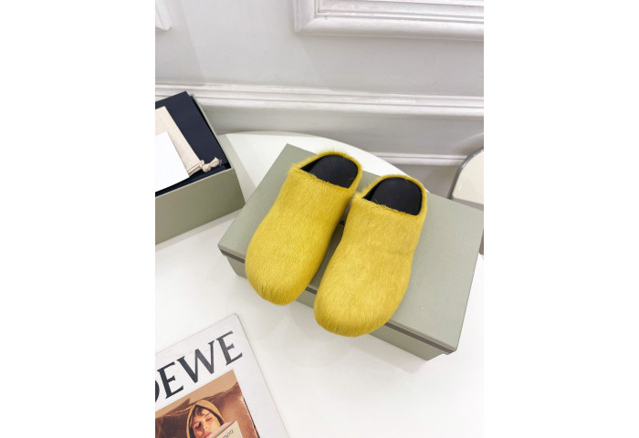 MARNI Yellow Fussbett Sabot Loafers