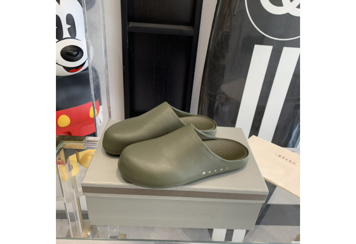 MARNI Fussbett Sabot Loafers
