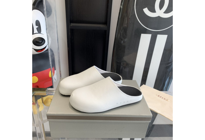 MARNI Fussbett Sabot Loafers