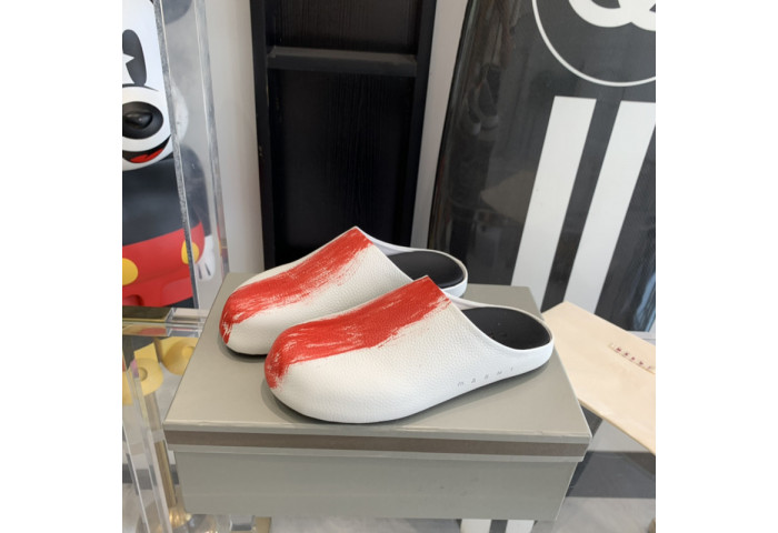 MARNI Fussbett Sabot Loafers