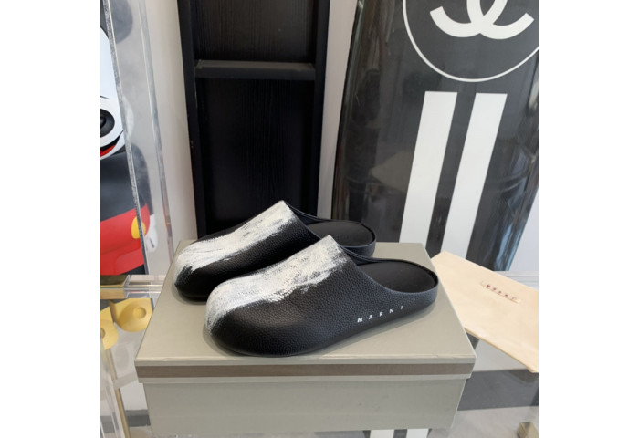 MARNI Fussbett Sabot Loafers