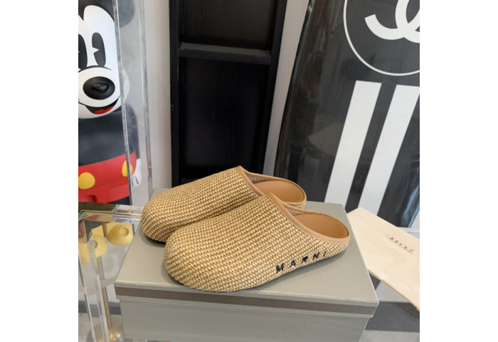 MARNI Fussbett Sabot Loafers