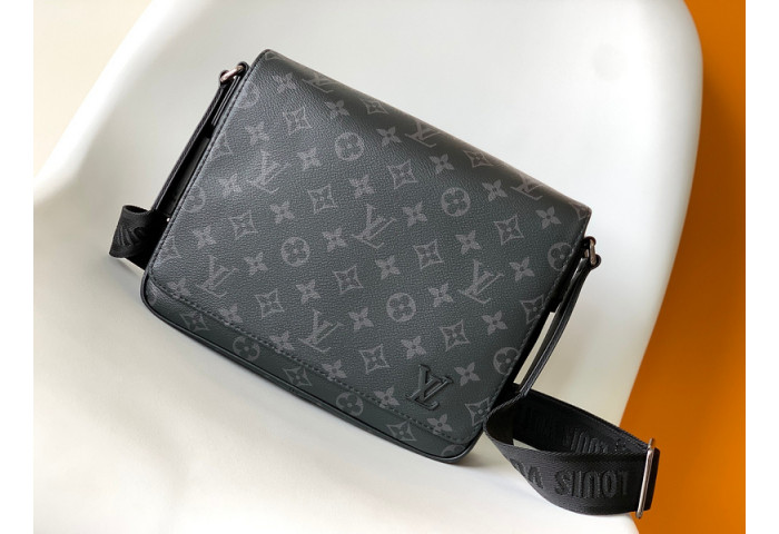 L1VV MESSENGER BAG-25*22*7cm