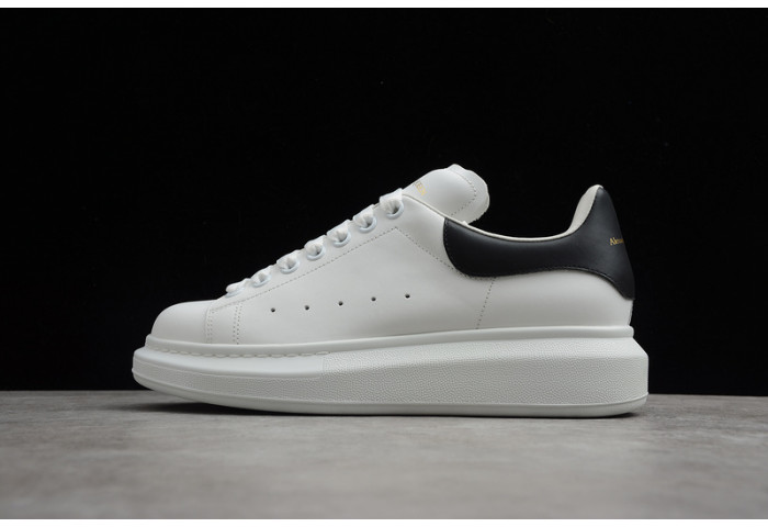 ALEXANDER MCQUEEN SNEAKERS