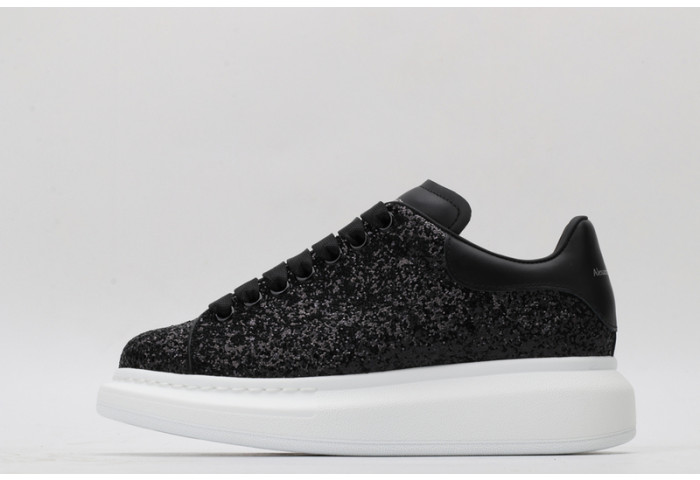 ALEXANDER MCQUEEN SNEAKERS
