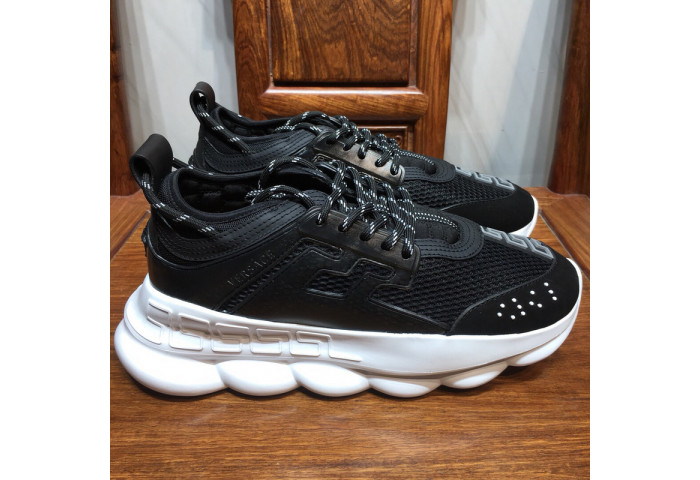 VERSA CHAIN REACTION SNEAKERS