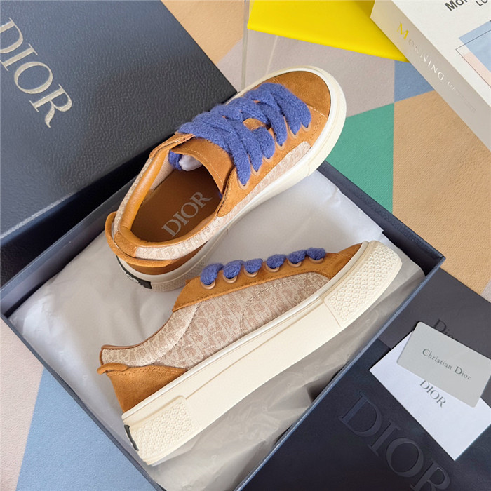 D1OR B33 Sneakers