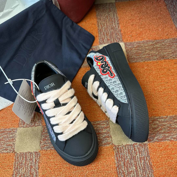 D1OR B33 Sneakers