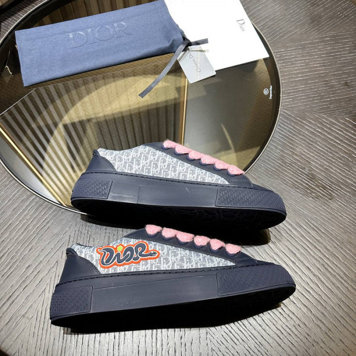 D1OR B33 Sneakers