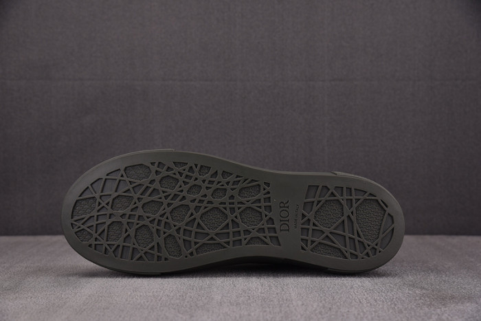 D1OR B33 Sneakers