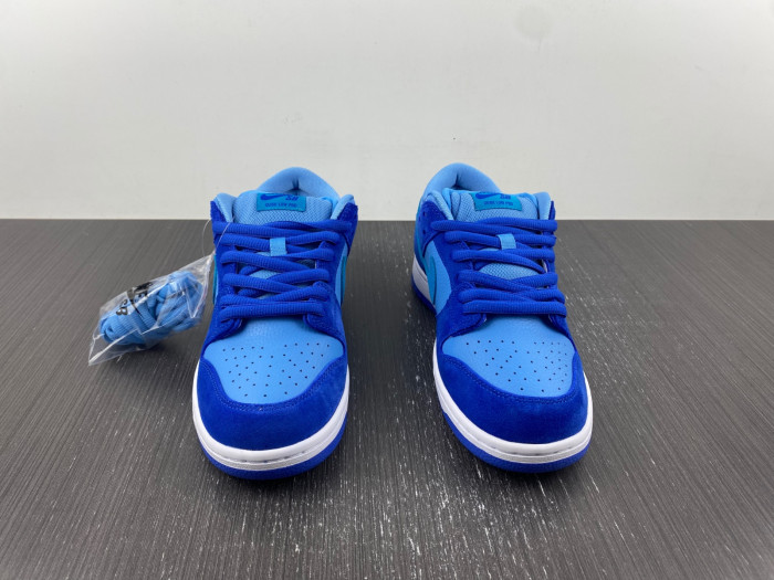 Nike SB Dunk Low Racer Blue DM0807-400